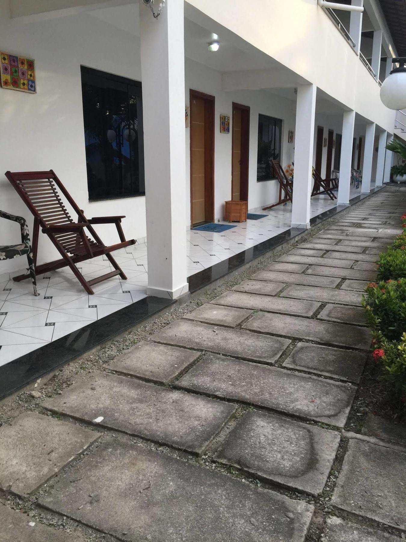 Oyo Apart Hotel Veleiros Санта-Крус-Кабралия Экстерьер фото